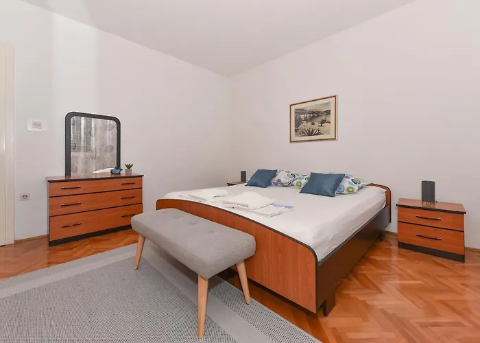 Moga Dida Daire Makarska