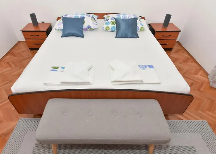 Moga Dida * Μακάρσκα